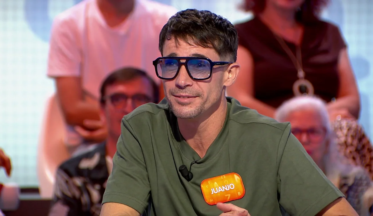 La razón por la que Juanjo Ballesta participa con gafas de sol en Pasapalabra
