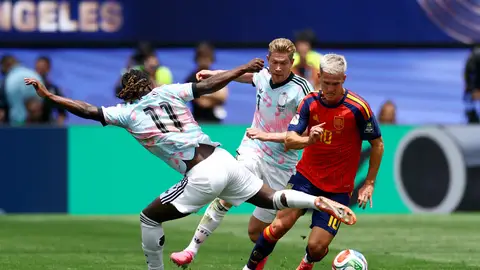 Dani Olmo, en acción ante Bélgica Dani Olmo, en acción ante Bélgica