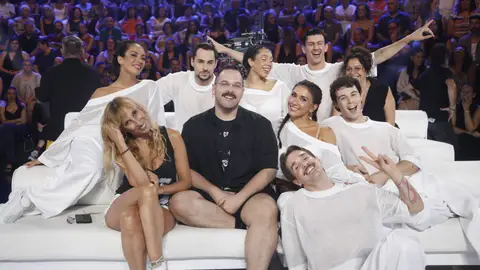 ¡Ya casi estamos! Los bailarines ya están listos para el inicio de la semifinal ¡Ya casi estamos! Los bailarines ya están listos para el inicio de la semifinal