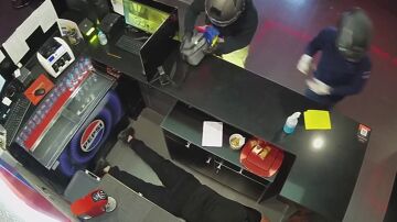 Detenido uno de los presuntos autores de un violento robo en un sal&oacute;n de juegos en Granada