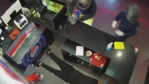 Detenido uno de los presuntos autores de un violento robo en un sal&oacute;n de juegos en Granada