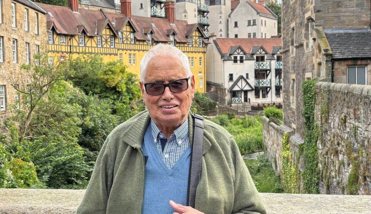 Los sue&ntilde;os no caducan: Juanjo cumple a los 81 a&ntilde;os su deseo de conocer Edimburgo