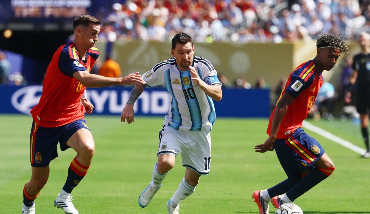 Antena 3 Deportes (19-07-26) Espa&ntilde;a vs Argentina: &iexcl;al descanso sin goles y con pocas ocasiones!