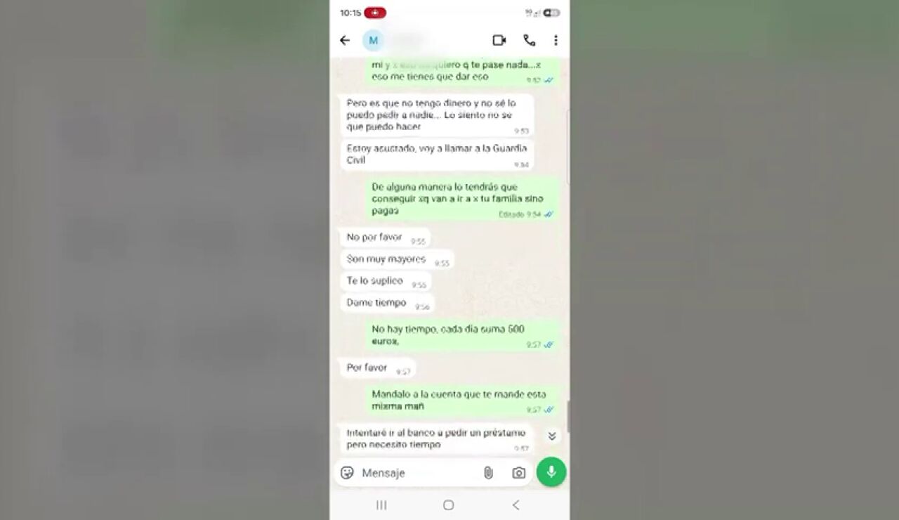 Los mensajes de la banda que ofrec&iacute;a falsos servicios sexuales y amenazaba con sicarios: "Iremos a por tu familia"