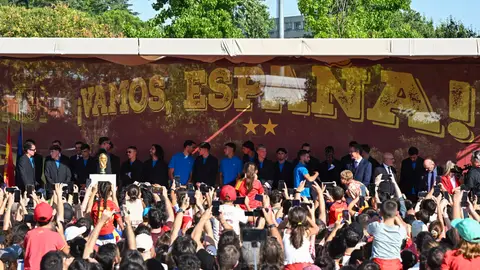Los jugadores de la selección española durante la recepción del presidente del Gobierno Los jugadores de la selección española durante la recepción del presidente del Gobierno