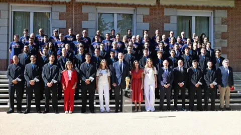 La selección española junto a la Familia Real La selección española junto a la Familia Real