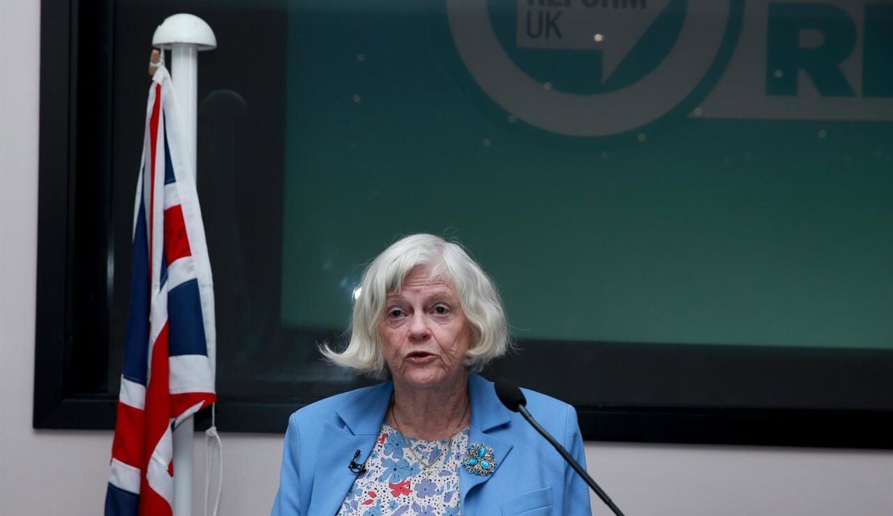 La Fiscal&iacute;a detalla que Ann Widdecombe fue golpeada 21 veces en la cabeza con un martillo hasta morir