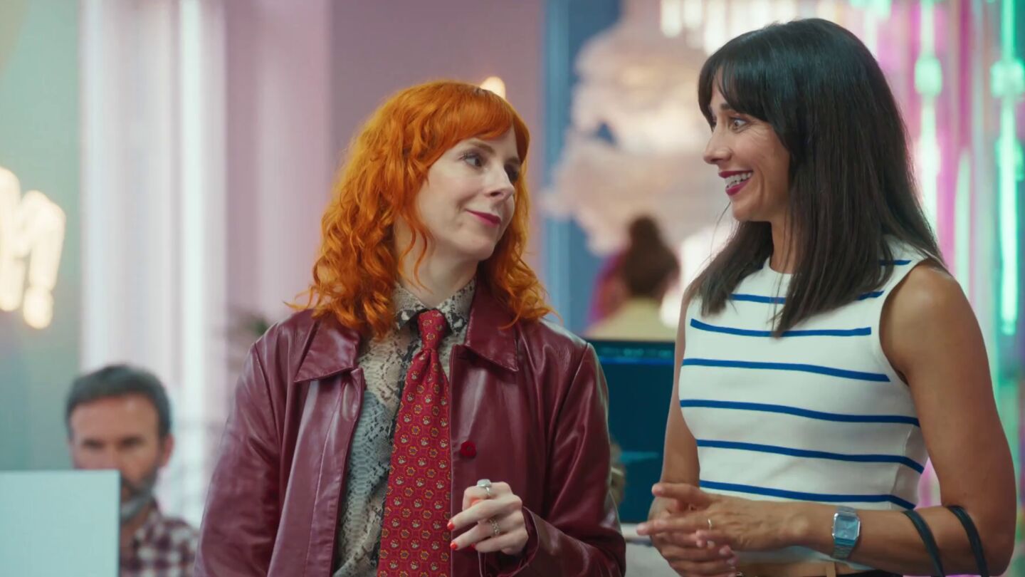 Julia y Helena en Padre no hay m&aacute;s que uno, la serie