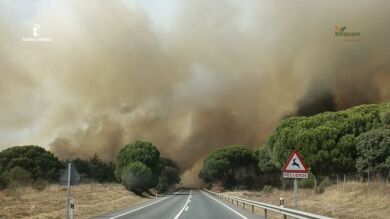 El incendio de La Mierla mantienen en vilo a España con miles de hectáreas calcinadas y decenas de evacuados