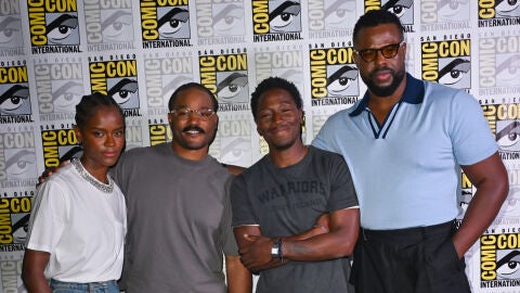 Letitia Wright, Ryan Coogler, David Jonsson y Winston Duke en la San Diego Comic-Con