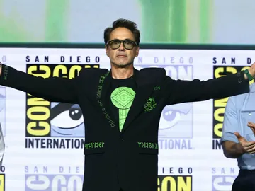 Robert Downey Jr. presentando Vengadores: Doomsday en la Comic-Con de San Diego Robert Downey Jr. presentando Vengadores: Doomsday en la Comic-Con de San Diego