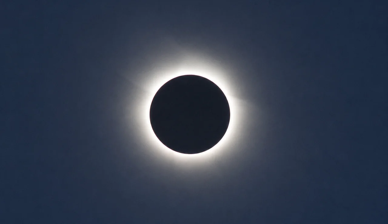 Eclipse solar total 2026