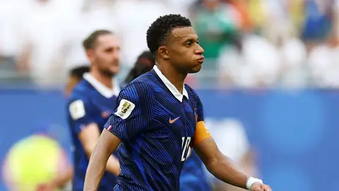 Kylian Mbappé, en la final de consolación ante Inglaterra Kylian Mbappé, en la final de consolación ante Inglaterra