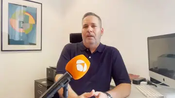 Entrevista a Freddy Mena, bisnieto venezolano y María Gabriela Aguilar, Directora General de AMS Abogados. Entrevista a Freddy Mena, bisnieto venezolano y María Gabriela Aguilar, Directora General de AMS Abogados.