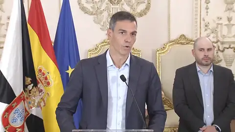 El presidente del Gobierno, Pedro Sánchez, comparece ante la entrada masiva de inmigrantes. El presidente del Gobierno, Pedro Sánchez, comparece ante la entrada masiva de inmigrantes.