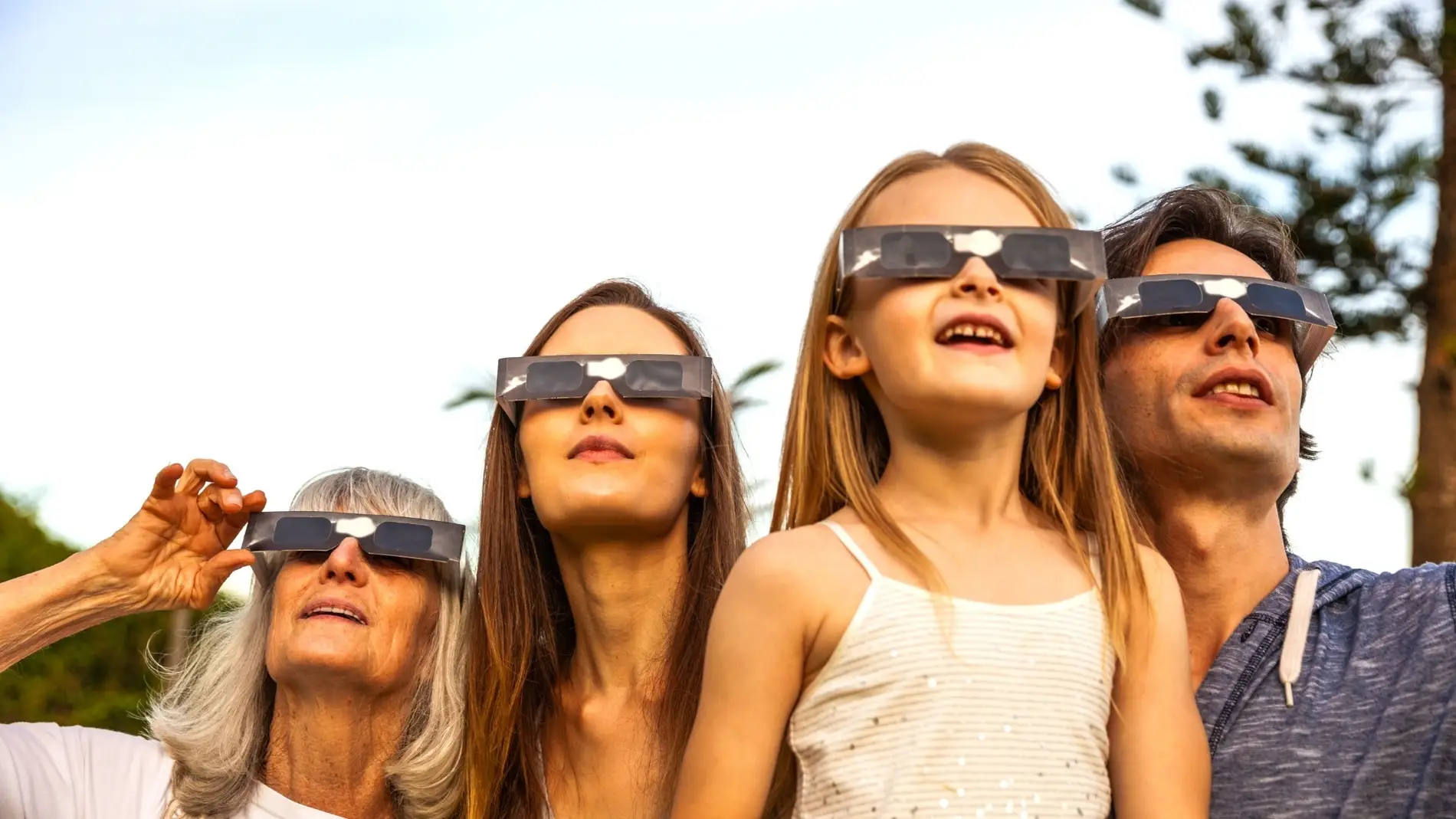 ¿Cómo conseguir las gafas homologadas gratis para ver el eclipse solar del 12 de agosto? ¿Cómo conseguir las gafas homologadas gratis para ver el eclipse solar del 12 de agosto?