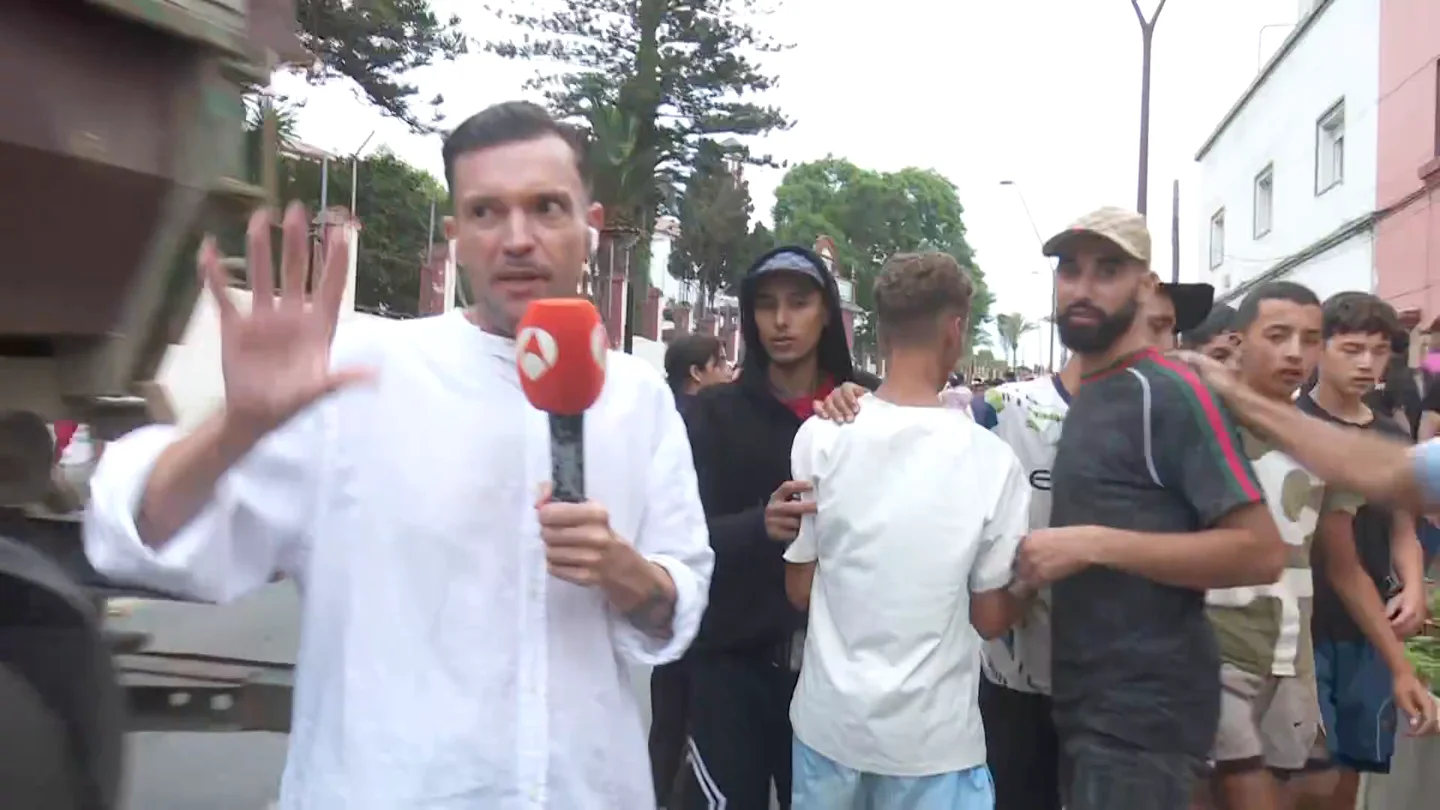 Javi Fuente nos cuenta todo lo que está pasando en Ceuta durante la crisis migratoria Javi Fuente nos cuenta todo lo que está pasando en Ceuta durante la crisis migratoria