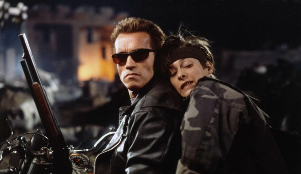 Edward Furlong y Arnold Schwarzenegger en Terminator 2