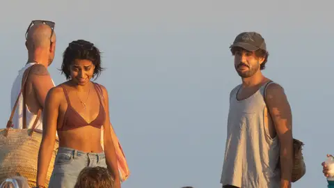 Lola Orellana junto a su pareja Cosme Daniel de Juan Lola Orellana junto a su pareja Cosme Daniel de Juan