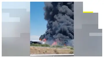 La planta de residuos incendiada en Roales, Zamora. La planta de residuos incendiada en Roales, Zamora.