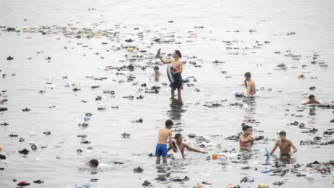 El Defensor del Pueblo apela a la "colaboración" de las CCAA para la "distribución" de los menores migrantes en Ceuta El Defensor del Pueblo apela a la "colaboración" de las CCAA para la "distribución" de los menores migrantes en Ceuta