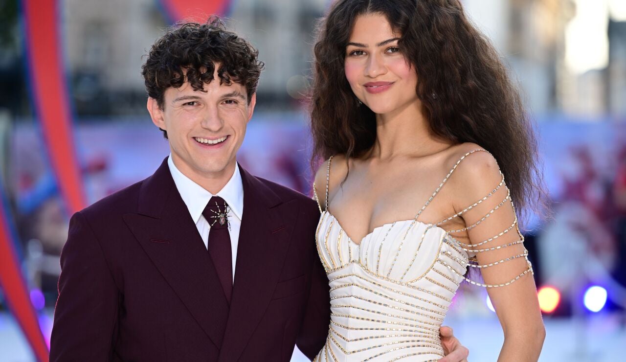 Tom Holland y Zendaya promocinando SpiderMan Brand New Day en Londres