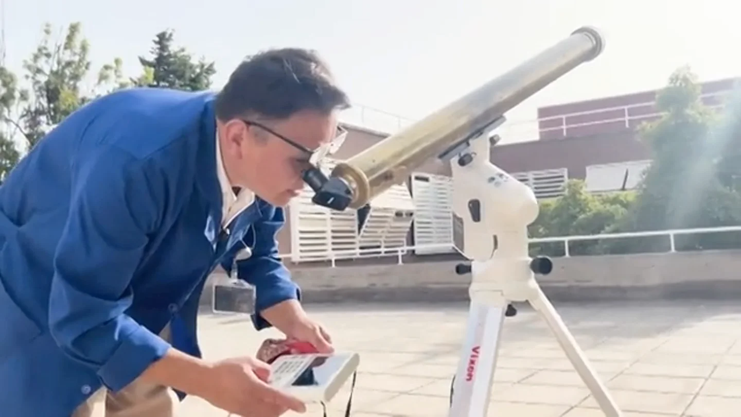 Un telescopio centenario observar el eclipse Un telescopio centenario observar el eclipse