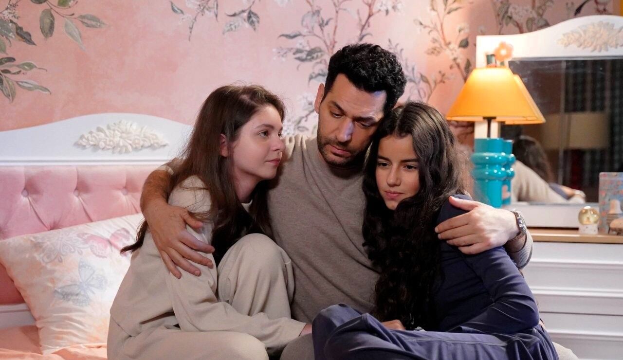 Nada es lo que parece: descubre las primeras im&aacute;genes de El secreto, la nueva serie turca de Antena 3 