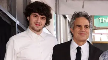 Mark Ruffalo y su hijo Keen Ruffalo Mark Ruffalo y su hijo Keen Ruffalo