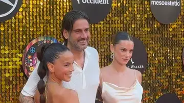 Melendi, Carlota Melendi y Julia Nakamatsu Melendi, Carlota Melendi y Julia Nakamatsu