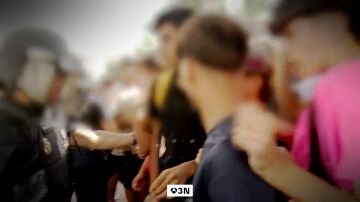 &Uacute;ltima hora de la crisis migratoria en Ceuta, en directo: El Gobierno eleva a 80.000 los migrantes que entraron a Ceuta y se&ntilde;ala el reagrupamiento familiar como prioridad para los menores