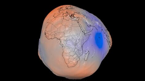 El modelo tridimensional publicado por la NASA de la Tierra representada como un geoide.