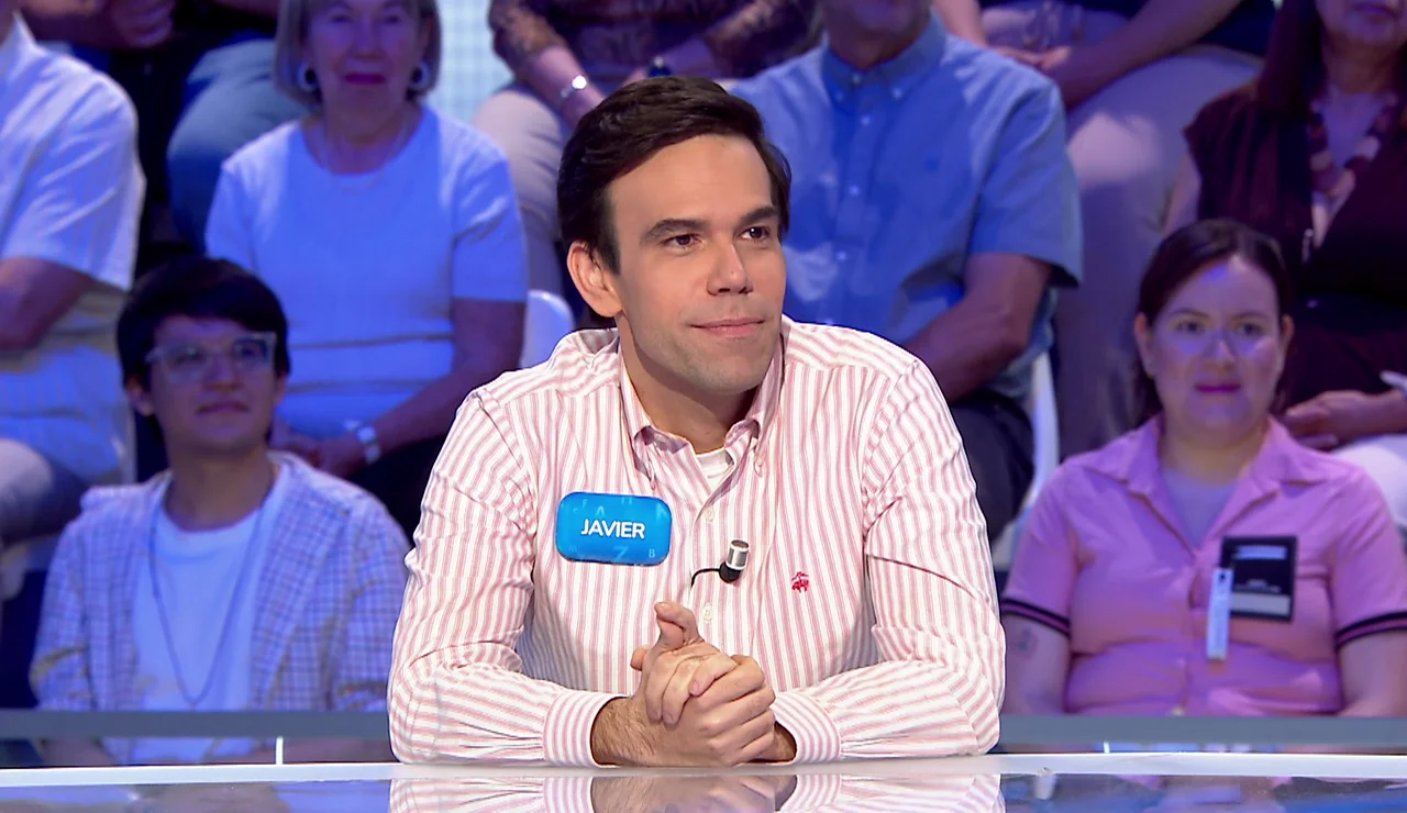 “¿Mamá o papá?”: Javier se moja ante la pregunta imposible de Roberto Leal