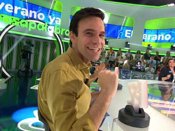 &ldquo;&iexcl;Ojo, sorpres&oacute;n!&rdquo;: Roberto Leal flipa al ver a Javier&hellip; &iquest;bailar en Pasapalabra?