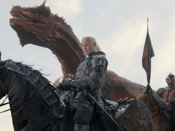 Matt Smith como Daemon Targaryen en La casa del drag&oacute;n