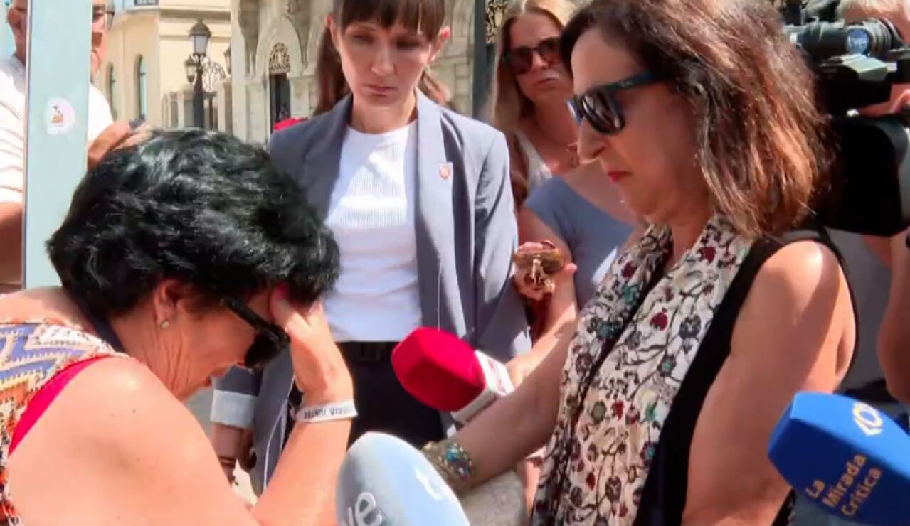 Pepi, la vecina que se ha derrumbado ante Margarita Robles 