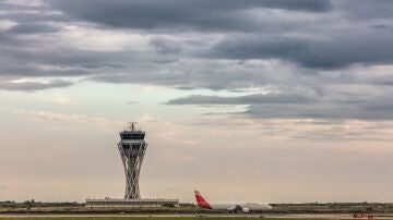 Torre de control del Aeropuesto de Barcelona - El Prat