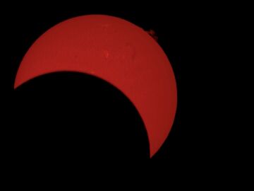 Eclipse solar