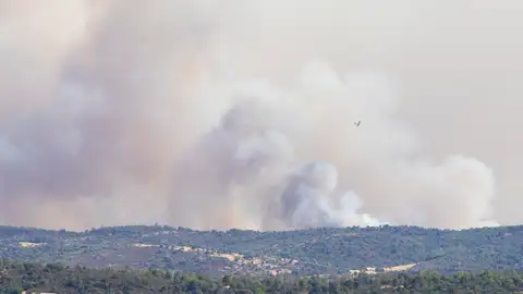 Imagen del incendio en Riglos, Huesca Imagen del incendio en Riglos, Huesca