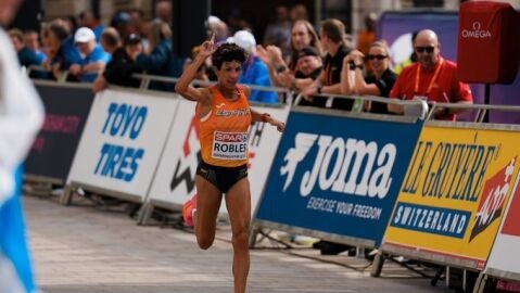 La atleta Carolina Robles durante el marat&oacute;n del Europeo de Birmingham