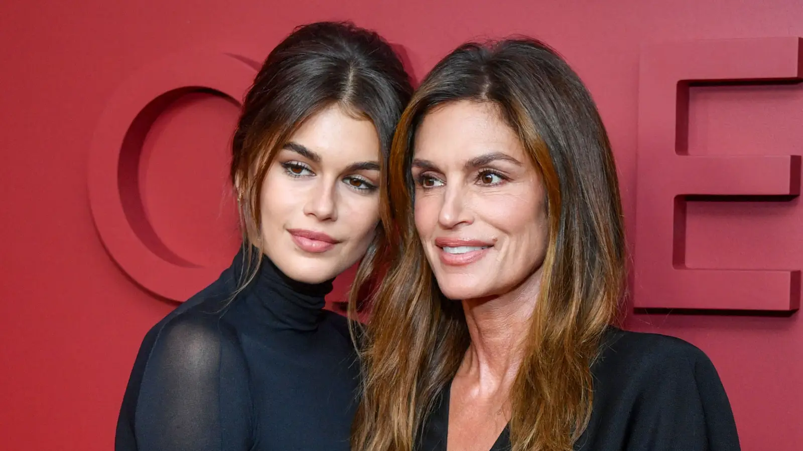 Kaia Gerber afirma que le practicaron un exorcismo después de que su madre, Cindy Crawford, confesara que estuvo poseída de niña