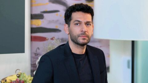 Murat Yildirim es Serhat Tecer, un hombre de &eacute;xito marcado por la traici&oacute;n y un gran secreto