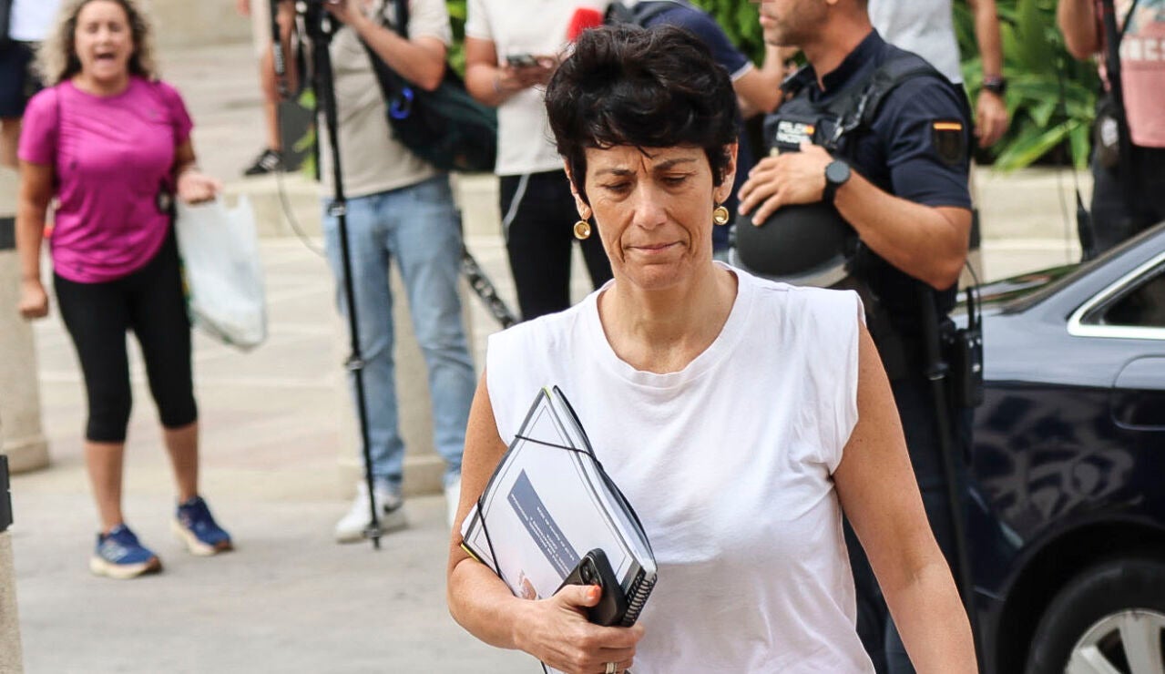 La ministra de Inclusi&oacute;n, Seguridad Social y Migraciones y portavoz del Gobierno, Elma Saiz, a su llegada a una reuni&oacute;n con el presidente de la Ciudad Aut&oacute;noma de Ceuta