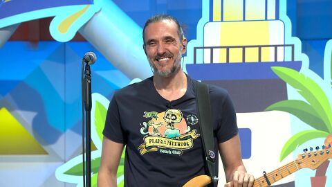 La banda de La ruleta interpreta la primera canci&oacute;n del verano de todos los tiempos
