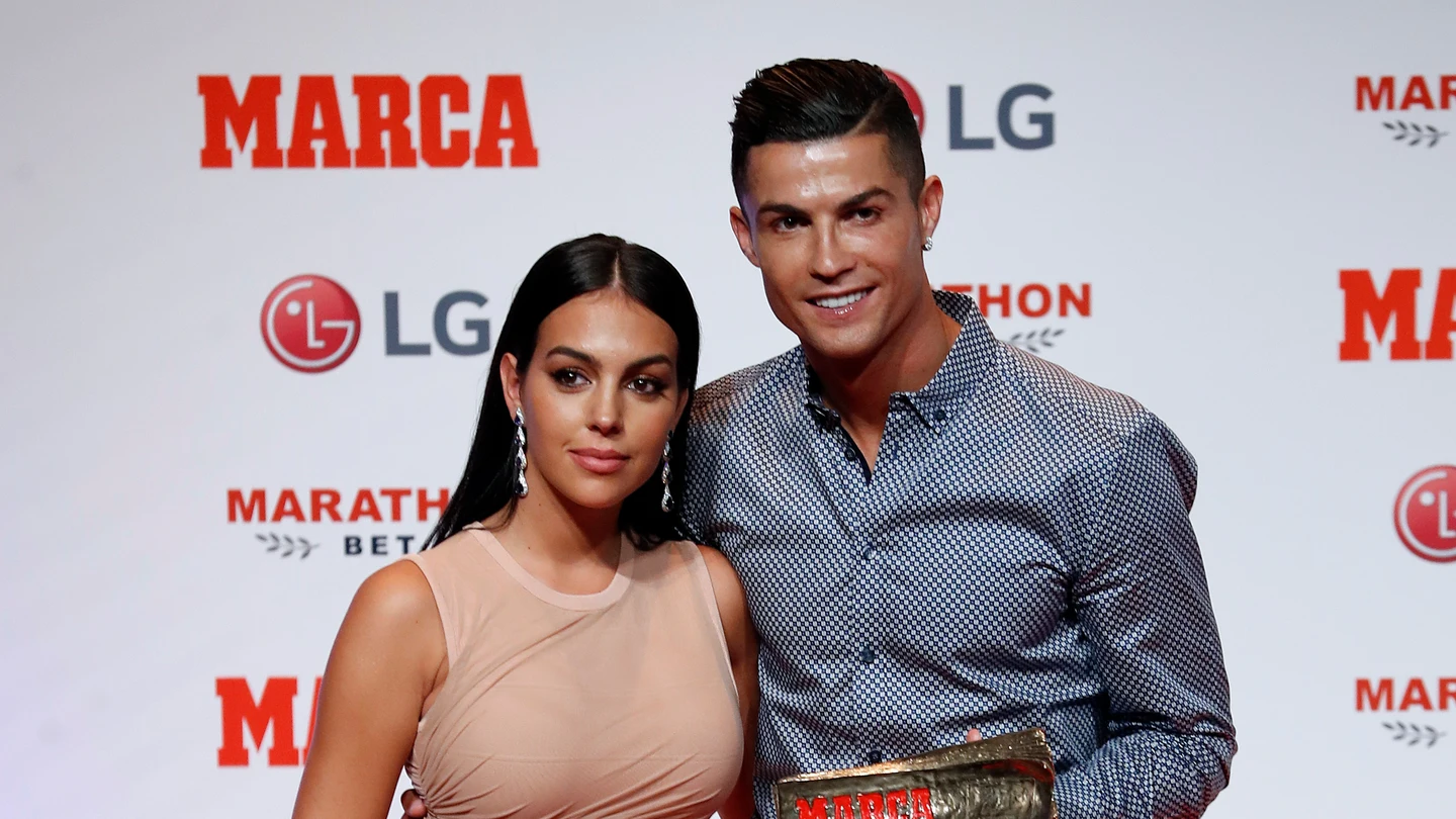 Cristiano Ronaldo y Georgina Rodríguez Cristiano Ronaldo y Georgina Rodríguez