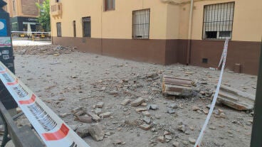 Imagen de los da&ntilde;os causados por la serie s&iacute;smica el martes en Granada. 