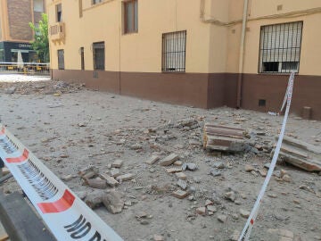Imagen de los da&ntilde;os causados por la serie s&iacute;smica el martes en Granada. 