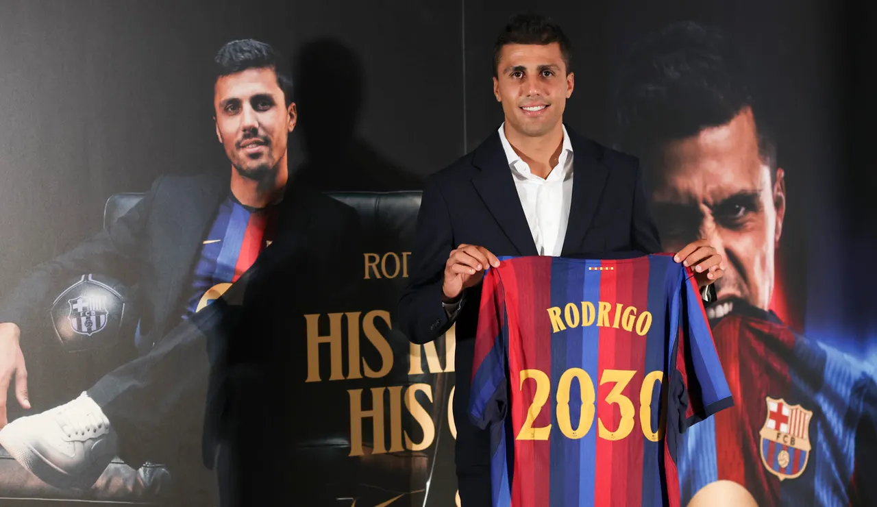 Rodri, presentado con el Barcelona