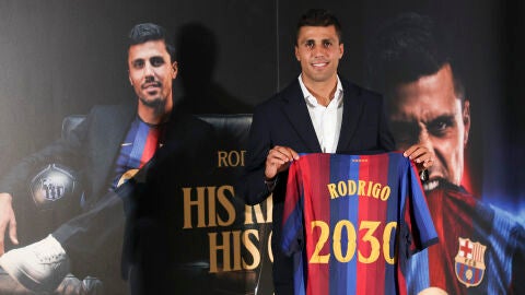 Rodri, presentado con el Barcelona