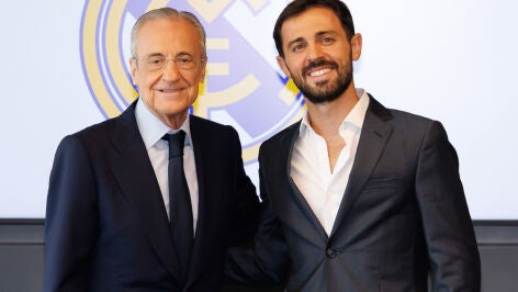 Bernardo Silva en su presentaci&oacute;n con el Real Madrid